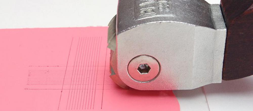 The Importance of Adhesion Testing for ACM Panels as Painting Supports