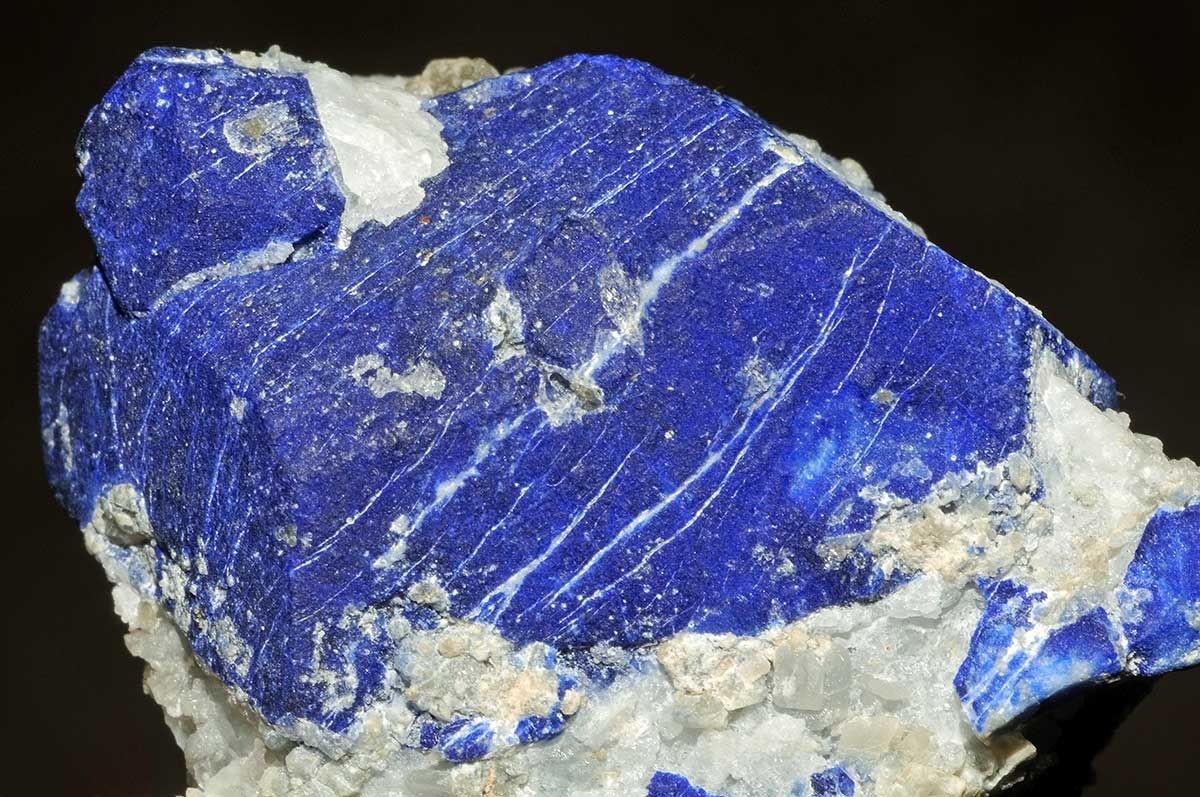Exploring Lapis Lazuli and Ultramarine The Journey of Blue Pigment in Art